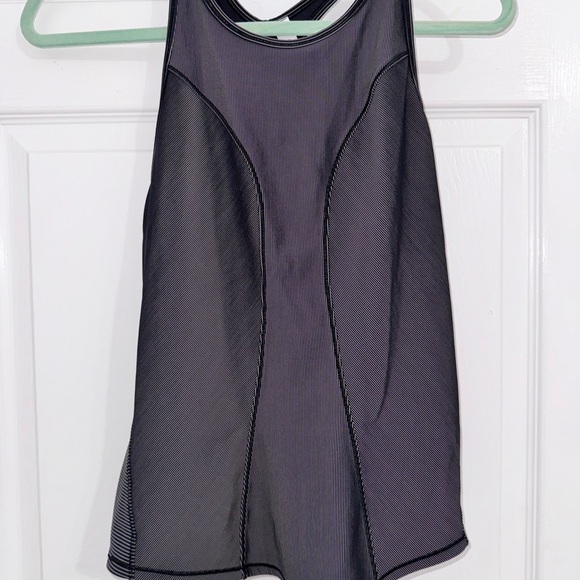 Lululemon Black and white Athletic Tank - Picture 1 of 4